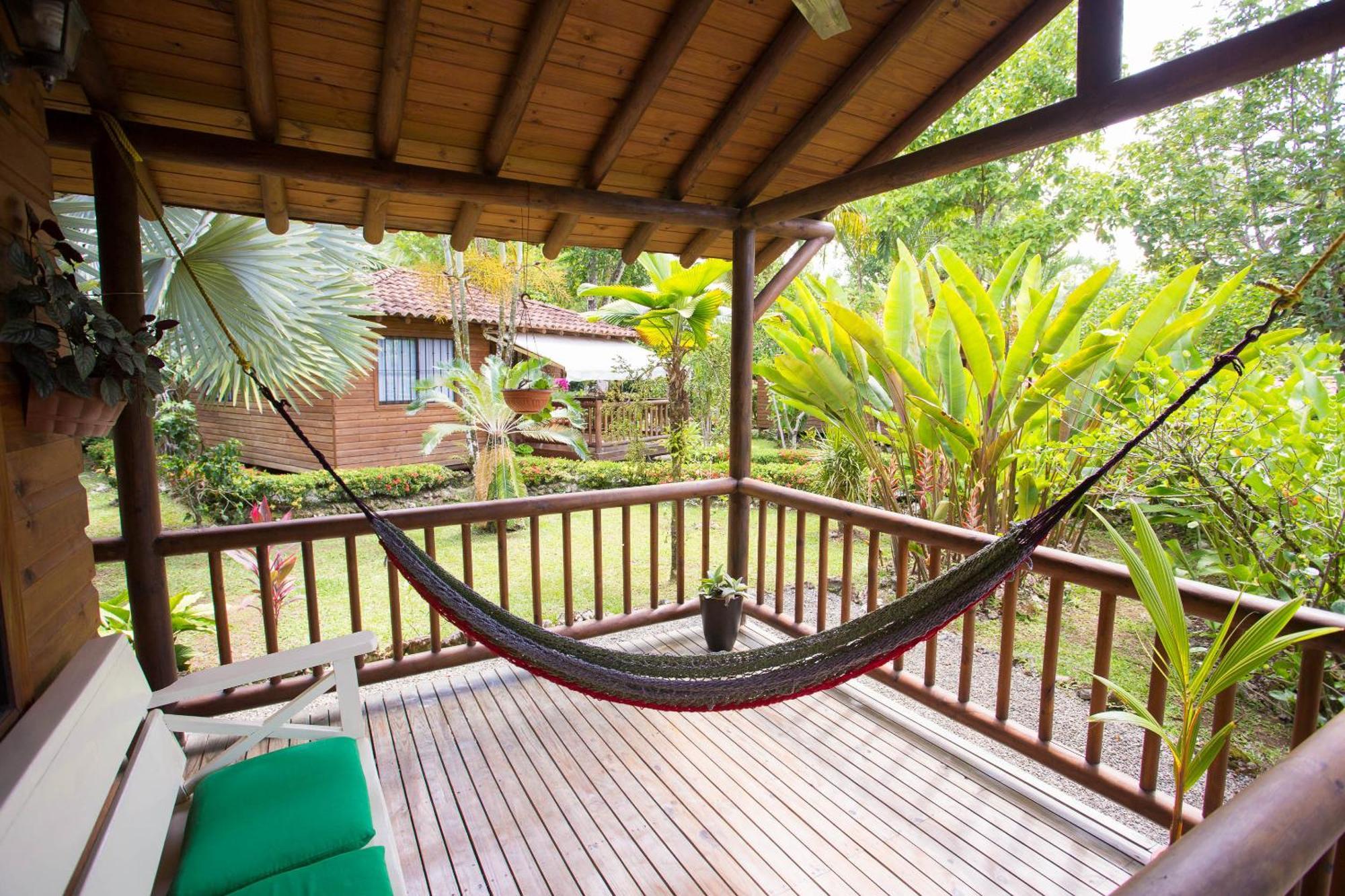 Casa Marcellino Lodge Cahuita Exterior photo