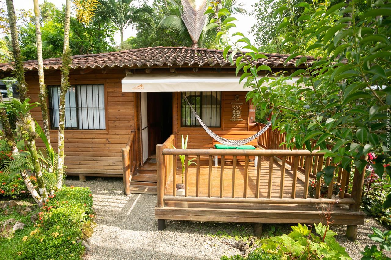 Casa Marcellino Lodge Cahuita Exterior photo